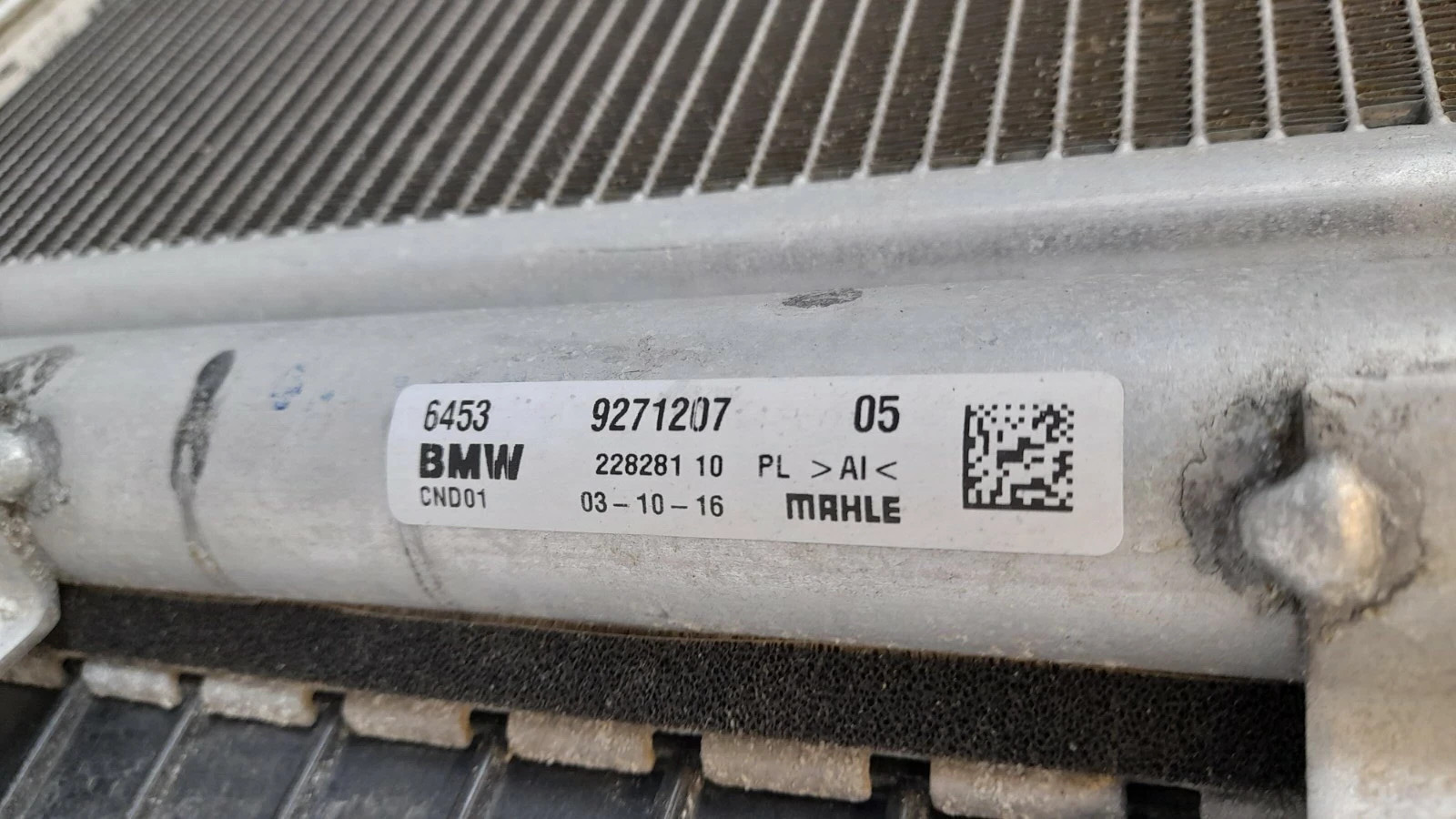 BMW X1 F48 2.0d Kühler 8586321 Kondensator 9271207 Ladeluftkühler 7617598 [979]