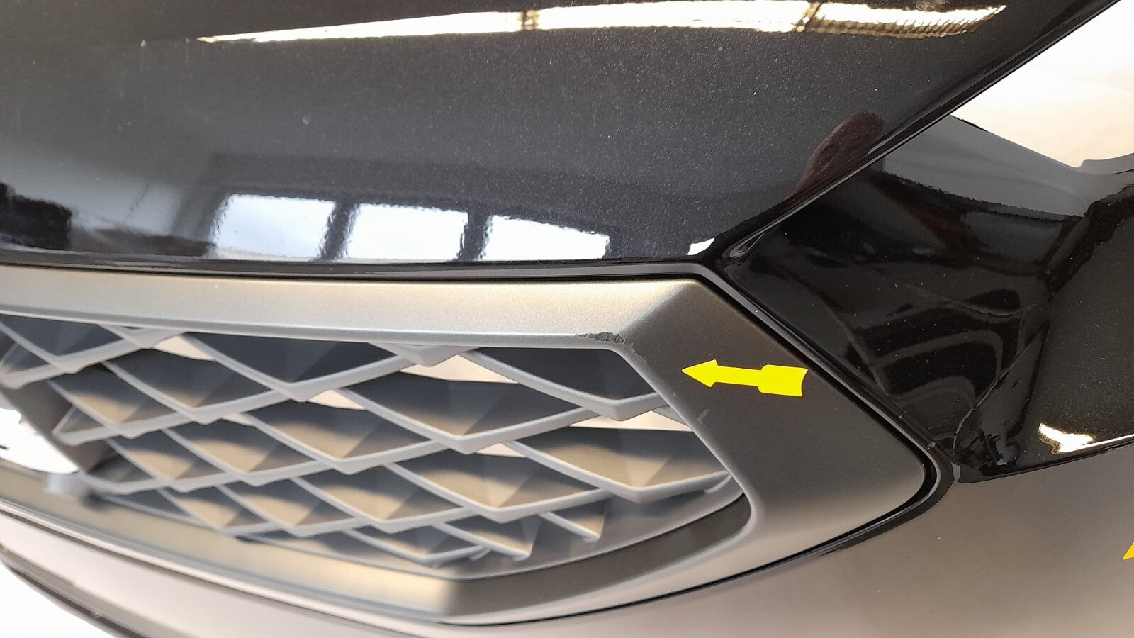 Original SEAT Tarraco Stoßstange Bumper vorne   6 PDC DEEPBLACK C9X