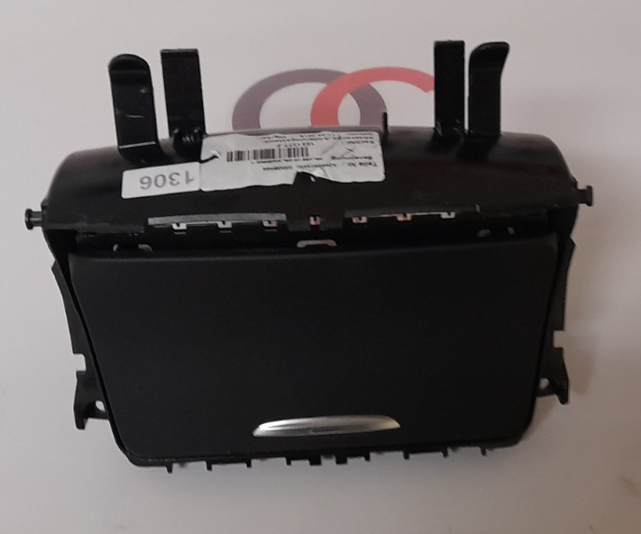 Mercedes Benz B200 W246 Ablagefach Mittelkonsole Fach Ablage A2466803450
