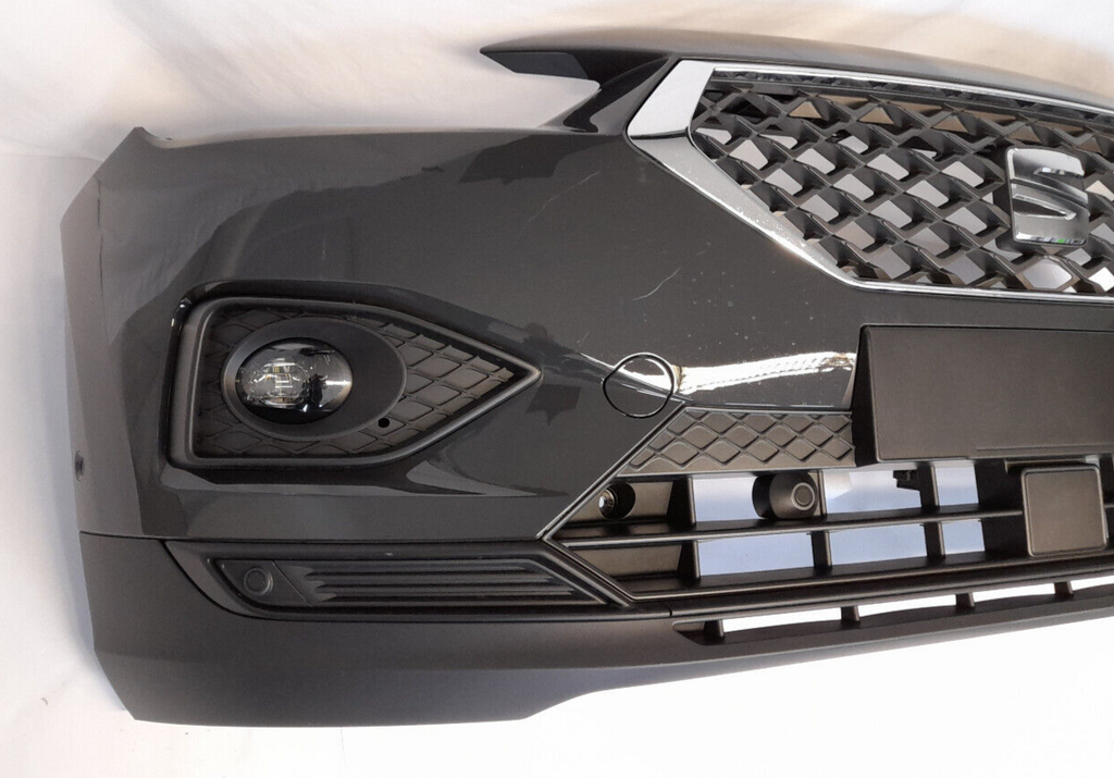 Original Frontstoßstange Stoßstange Vorne SEAT TARRACO I7F URANOGREY