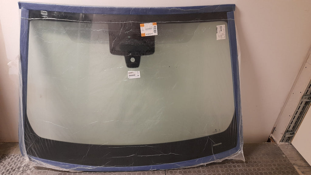 Original BMW iX I20 FRONTSCHEIBE glass WINDSCREEN 7954566  Windschutzscheibe
