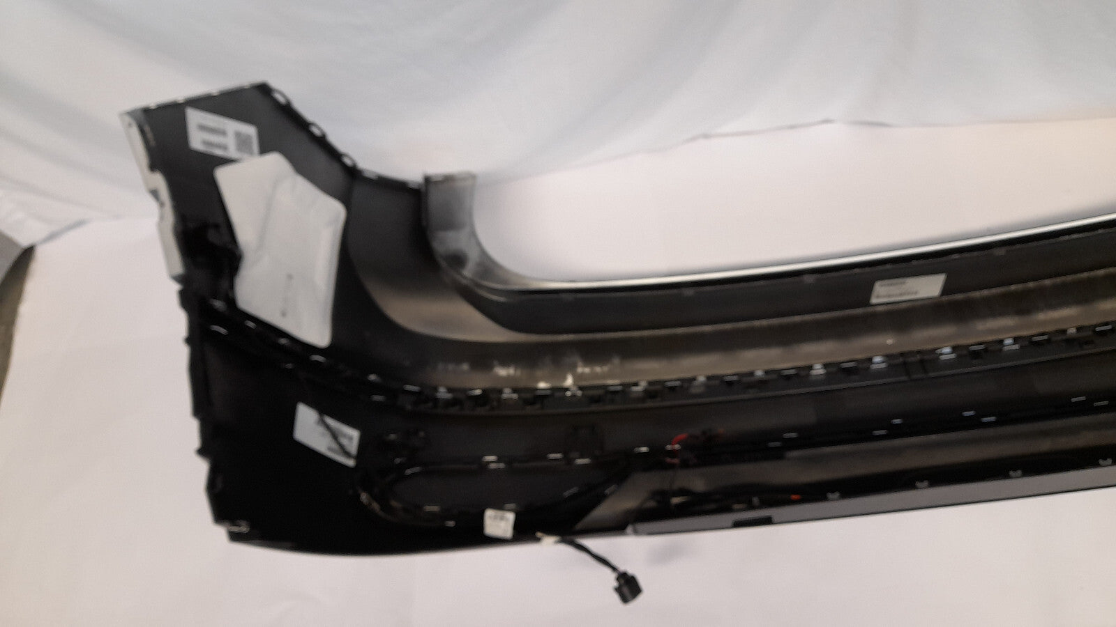 Original VW Tiguan AX1 Facelift Stoßstange Stoßfänger hinten Reflexsilber 6x PDC