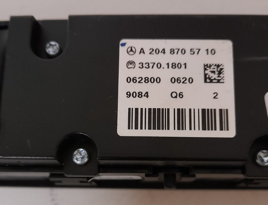 Original MERCEDES-BENZ BEDIENFELD A2048705710 SCHALTERBLOCK SWITCH BLOCK