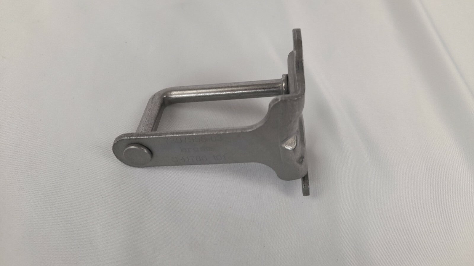 Original BMW MINI Clubman F54 Schliessbügel oben 51247397958 7397958