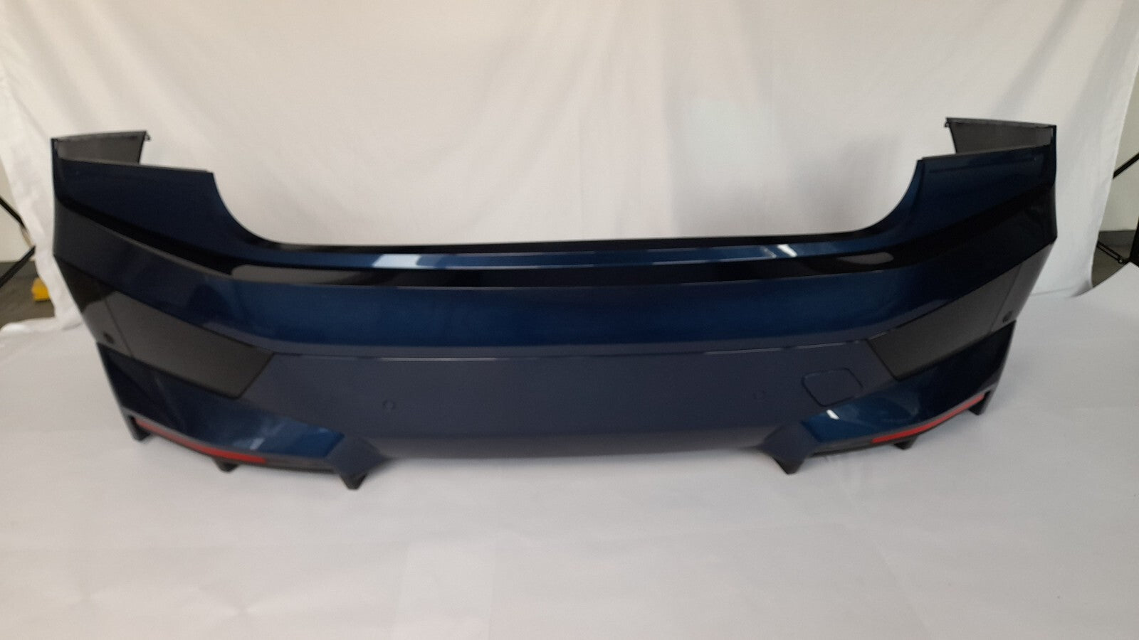 BMW i20 Sport 9491667 stossfänger hinten Phytonic blau WC1M bumper PDC
