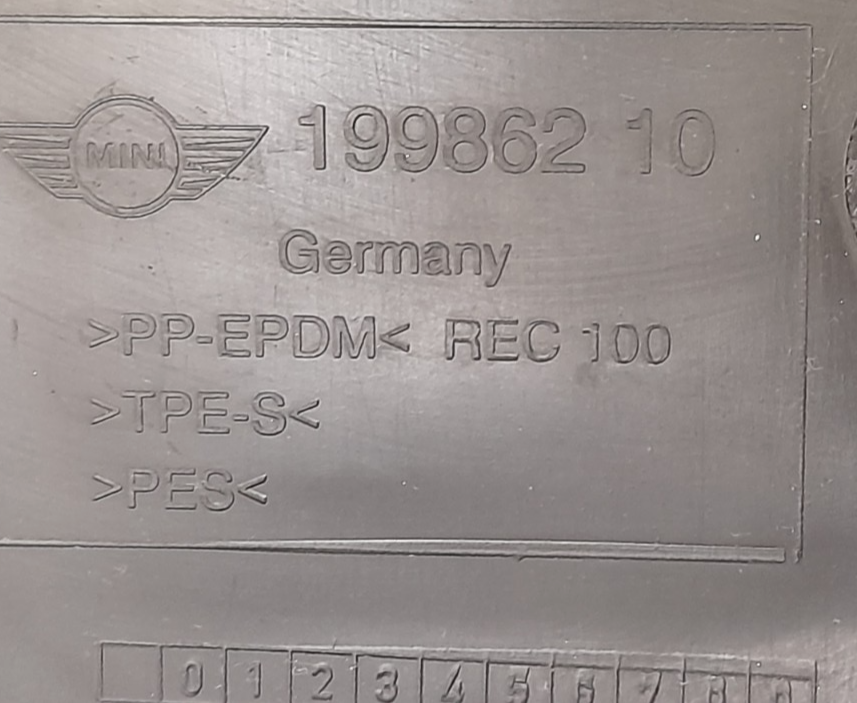 Original MINI COUNTRYMAN F60 Radhausverkleidung rechts vorne 19986210