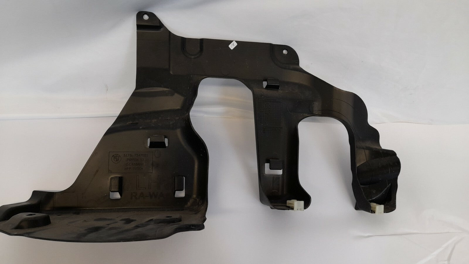 BMW 7er G12 G30 G31 F90 G32 G11 G12 G14 G15 G16 Abdeckung Lenkgetriebe Links
