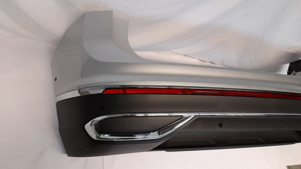 Original VW Tiguan AX1 Facelift Stoßstange Stoßfänger hinten Reflexsilber 6x PDC