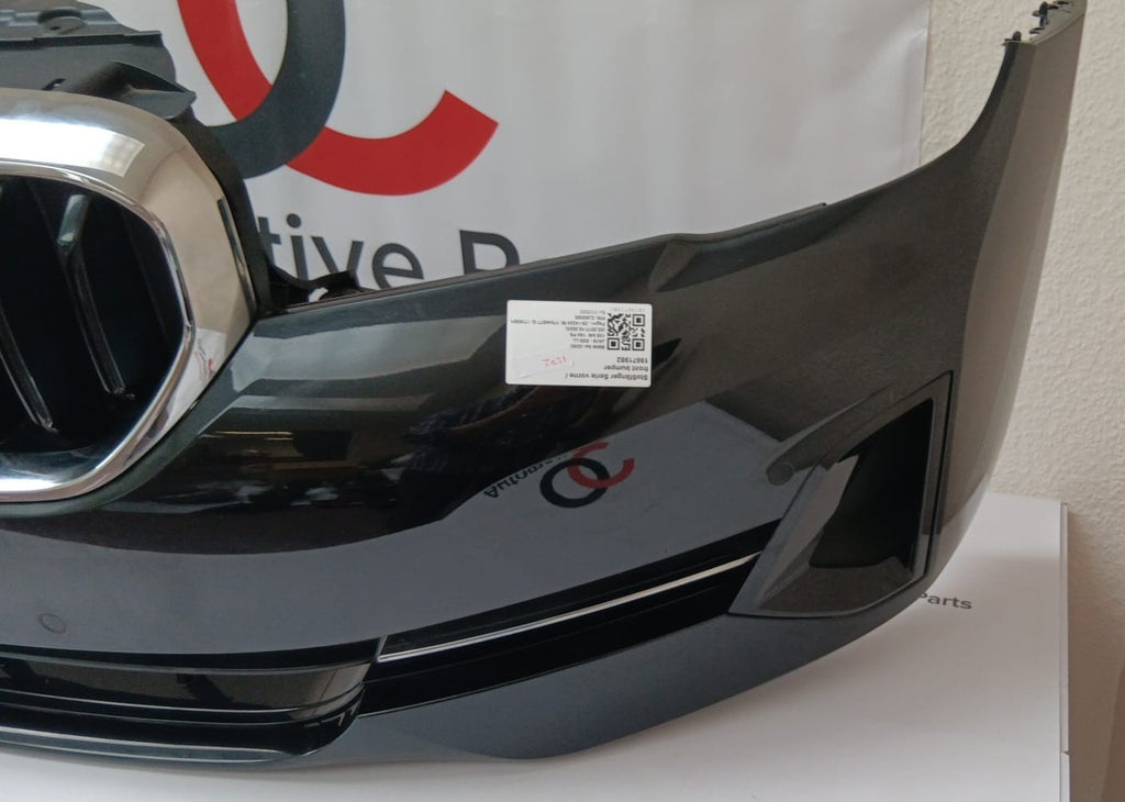 Original BMW 5er G30 G31 Stoßfänger Serie vorne / front bumper / Stoßstange