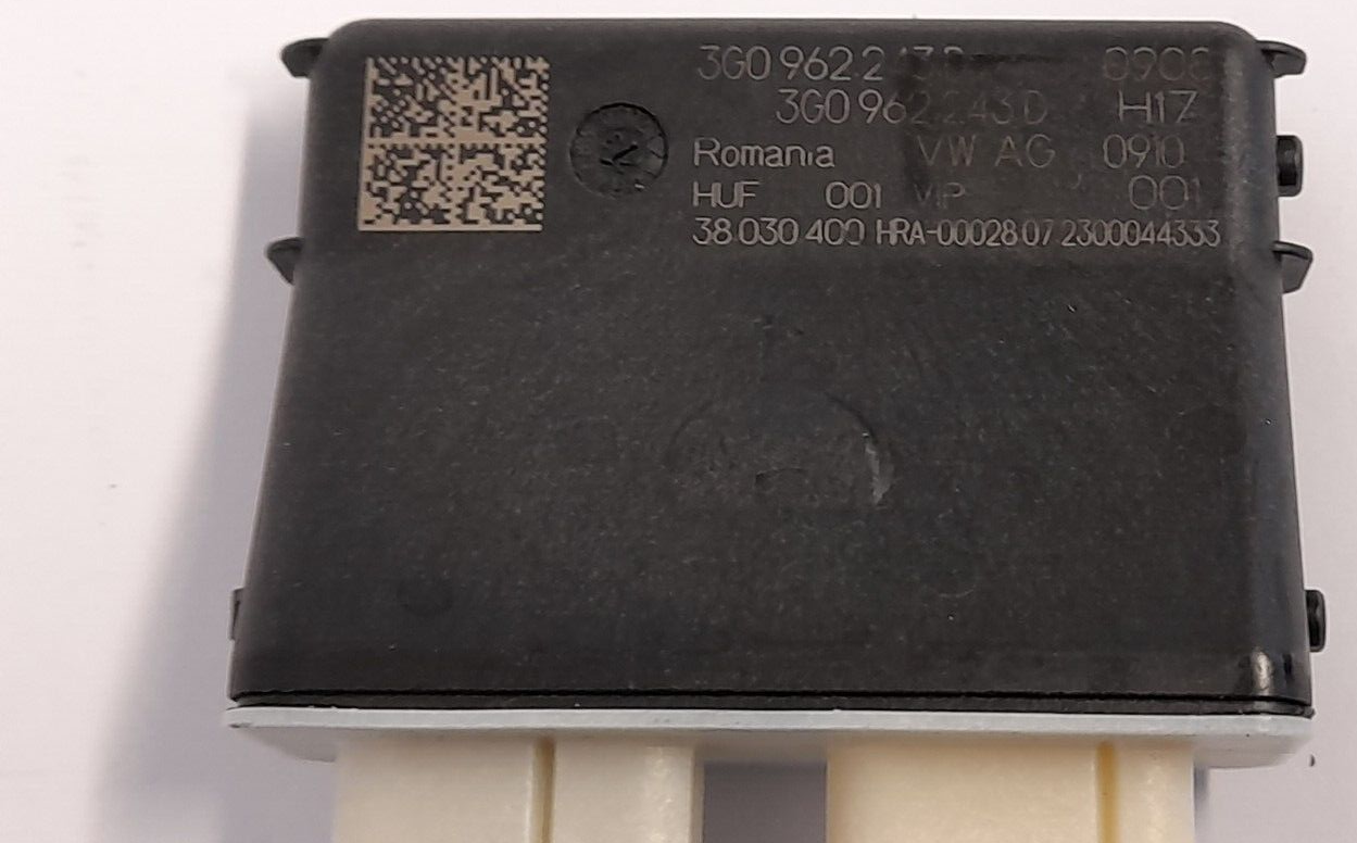Original VW Tiguan AX1 Easy Open Heckklappenöffner Steuergerät 5NA962253B