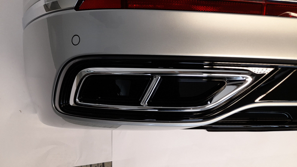 Original VW Tiguan AX1 II 5NA R-Line Facelift Stoßstange Stoßfänger hinten 6 PDC