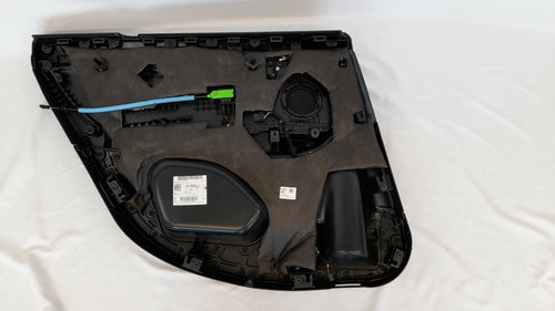 BMW 218i F46 Türverkleidung hinten rechts Türöffner innen hinten sensatec black