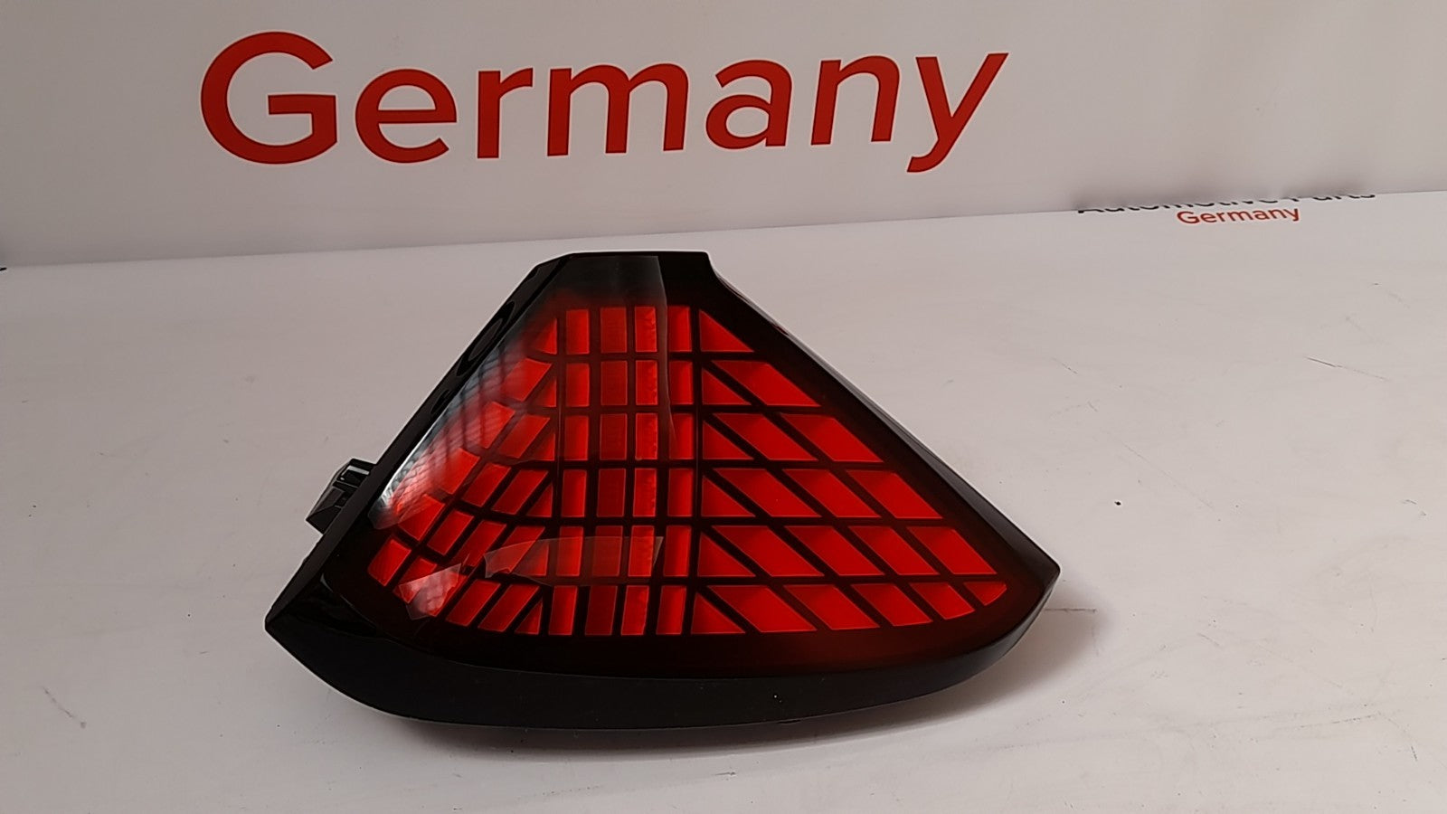 MINI F65 Heckleuchte LED links/ rear light LED 63215A1DBA1