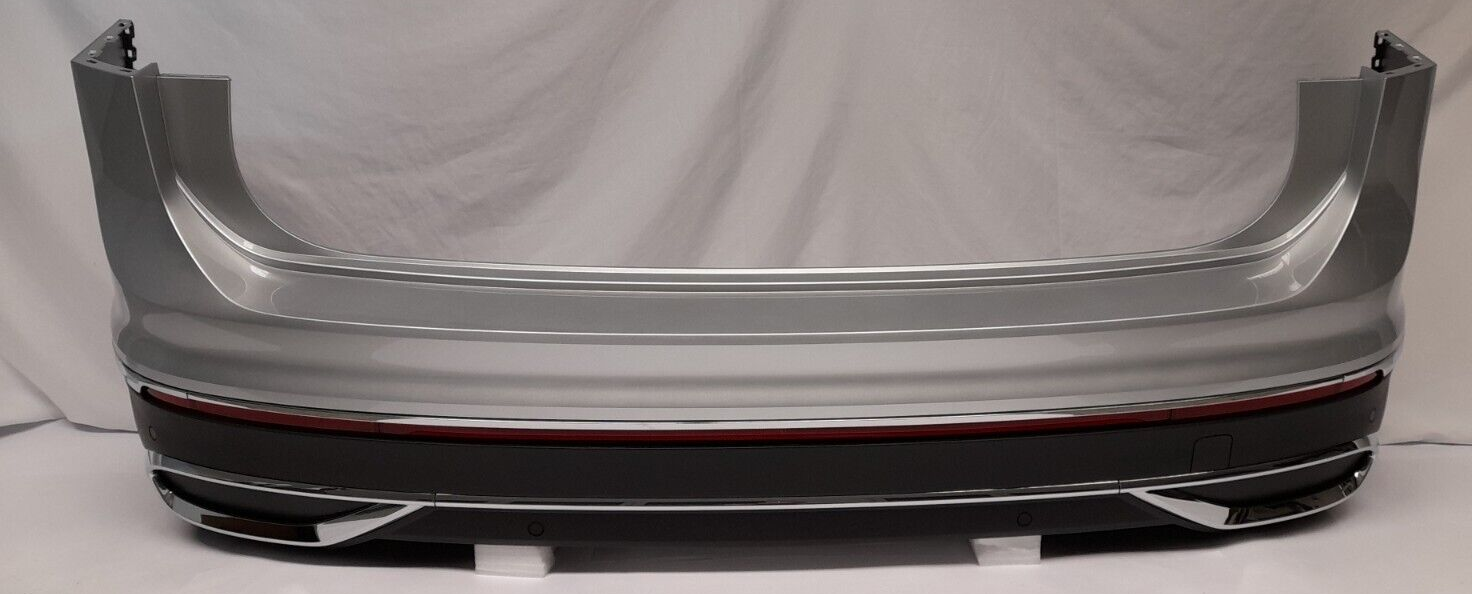 Original VW Tiguan AX1 Facelift Stoßstange Stoßfänger hinten Reflexsilber 6x PDC
