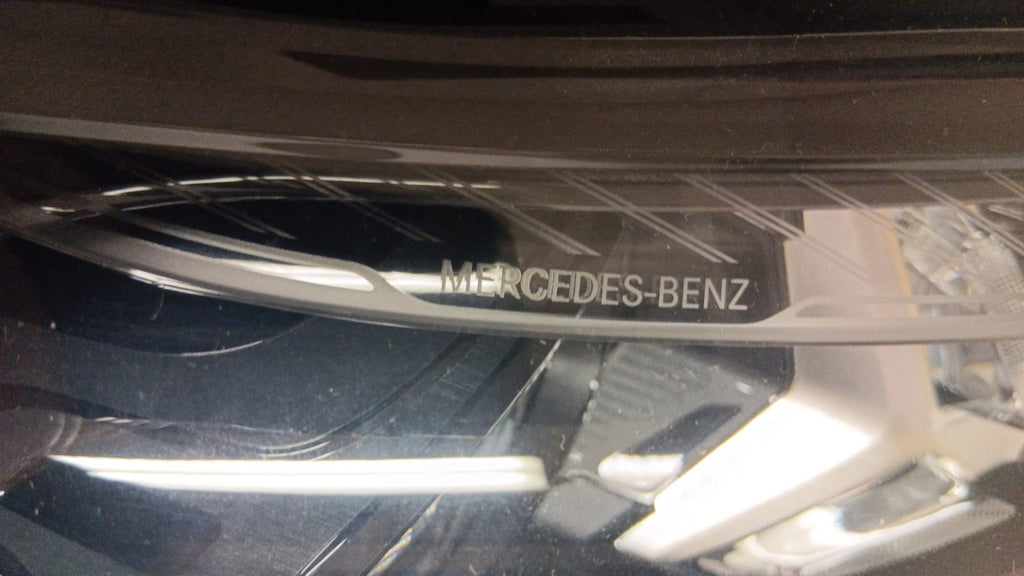 Mercedes-Benz CLA Frontscheinwerfer Led Rechts, headlight right LED, A1749063000