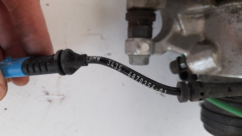 Original BMW G20 G21 G22 G29 Bremssattelgehäuse Träger hinten rechts 8836845