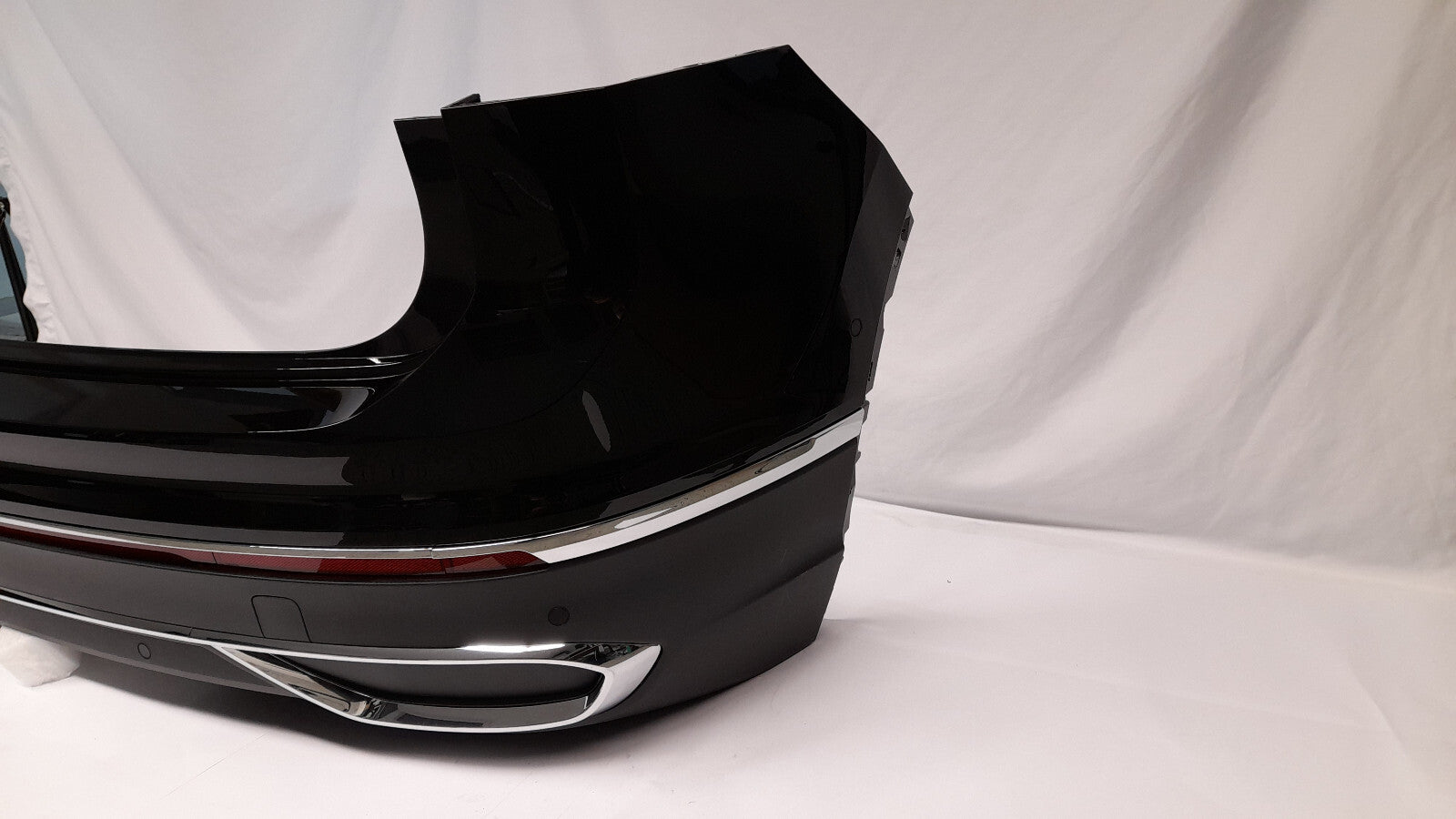 Original VW TIGUAN 2  Stoßstange hinten Heckstoßstange AX1 A7W DEEPBLACK 6PDC