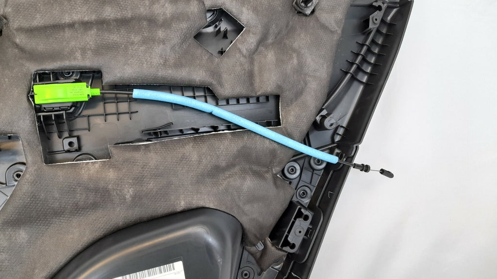 BMW 2er F46 Gran Türverkleidung hinten links mit Türöffner innen hinten sensatec