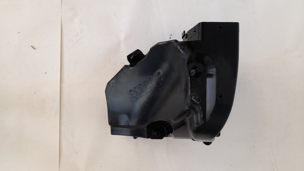 BMW 5er G30 G31 Ansauggeräuschdämpfer Luftfilterkasten luftmassenmesser