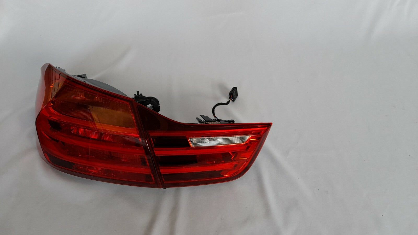 Original BMW X1 F48 Heckleuchte links aus 7488541 7350695 Rückleuchte trunk [199]