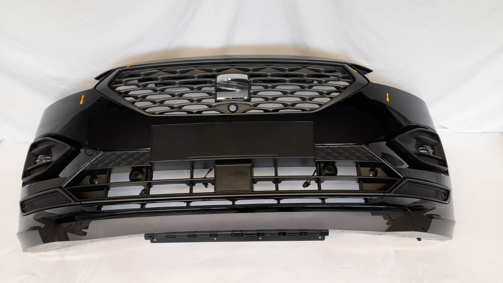 Original SEAT Tarraco Stoßstange Bumper vorne   6 PDC DEEPBLACK C9X