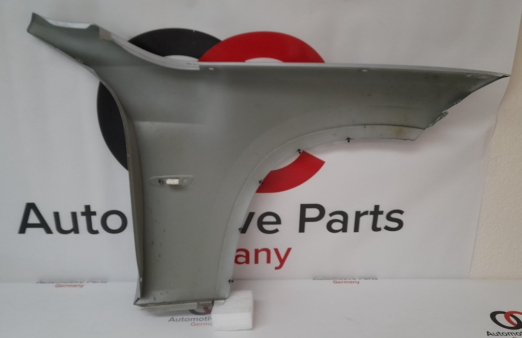 Original BMW X1 E84 x Drive 18d  KOTFLÜGEL VORNE Links Titan Silber 41002993155 [579]