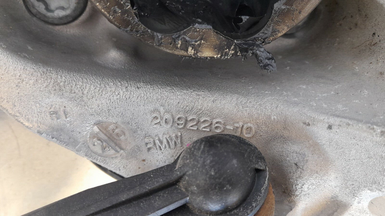 Original BMW 3er G20 G21 Schwenklager Radnabe Querlenker Hinten Links