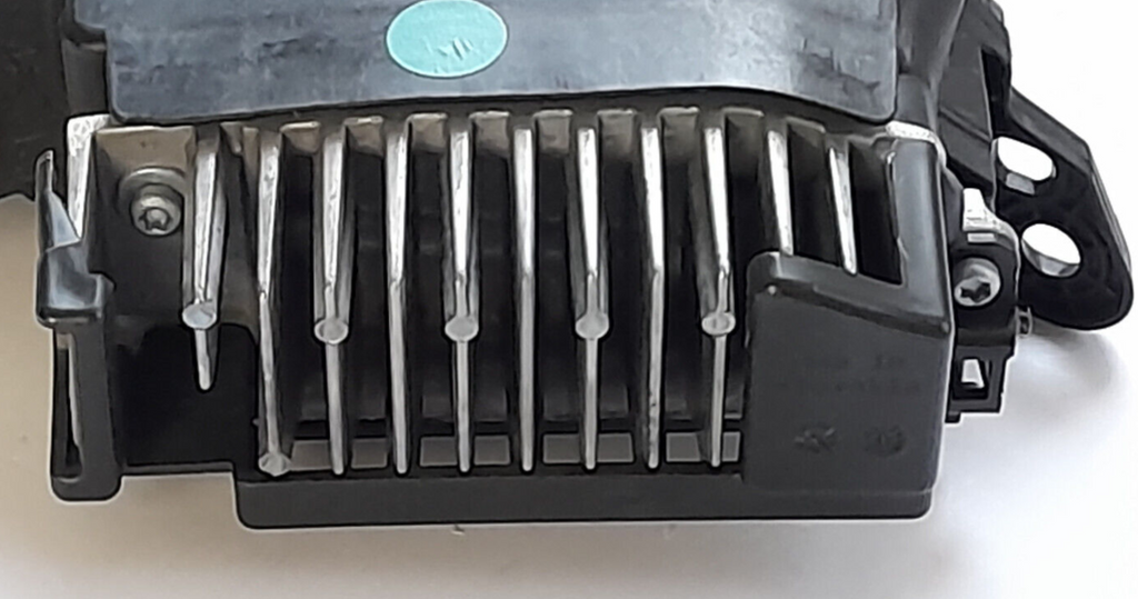 Original BMW  G70 Headlight LED Frontscheinwerfer 9879936 Rechte Scheinwerfer