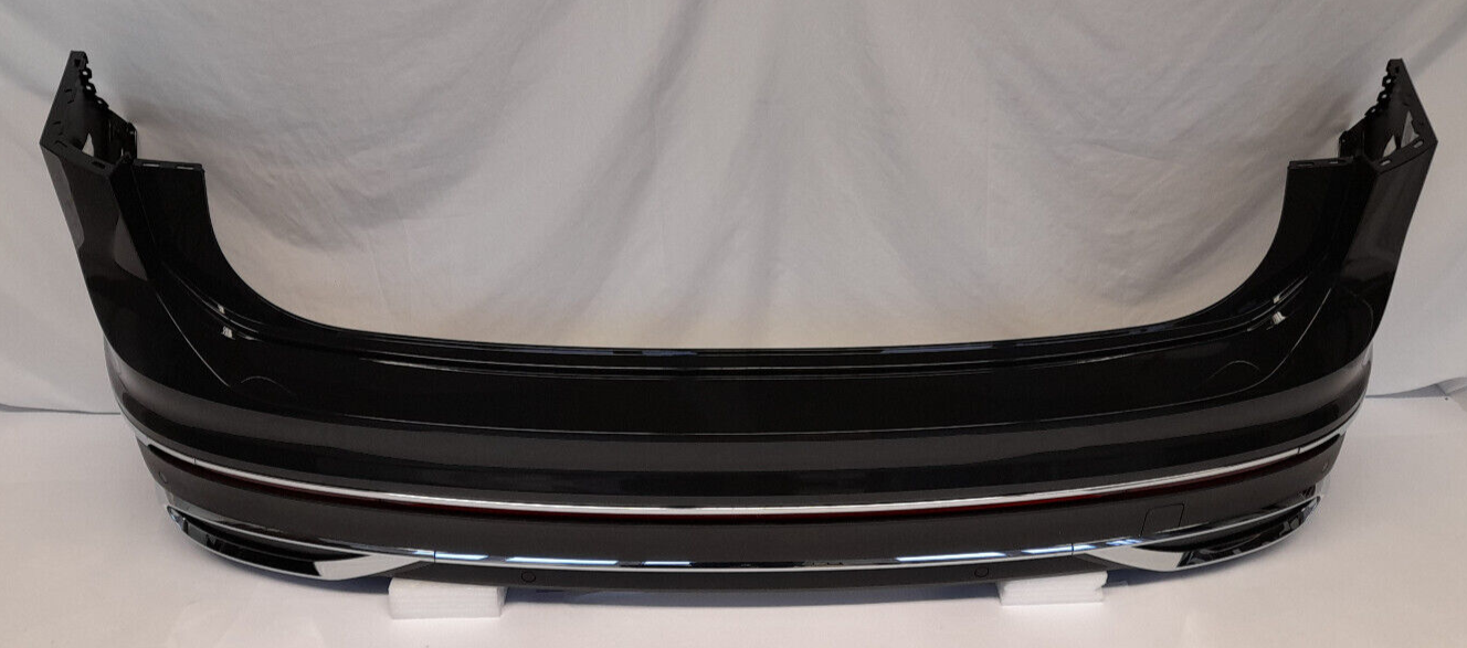 Original VW Tiguan AX1 Facelift Stoßstange Stoßfänger hinten Uranogrey 6 x PDC