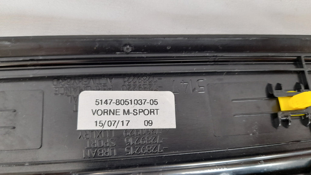 BMW 1er  2er 3er 4er X1 F48 M Einstiegsleisten M Blende vorne 8051037