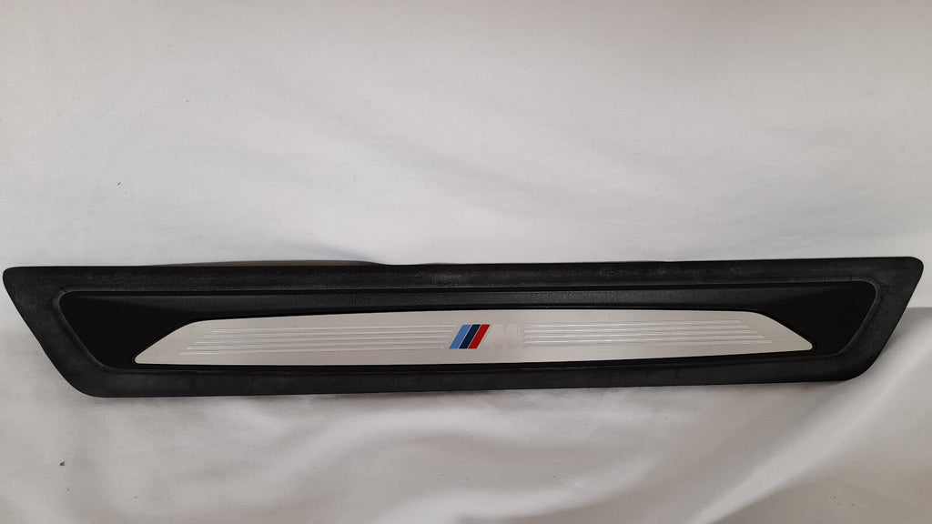 BMW 1er  2er 3er 4er X1 F48 M Einstiegsleisten M Blende vorne 8051037