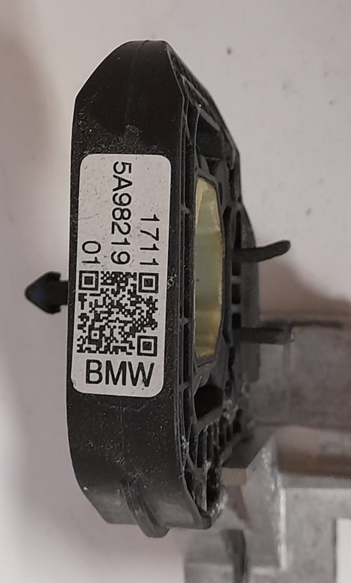 Original BMW Kühlmittelkühler-Befestigungsteile Modullager links 5A98209