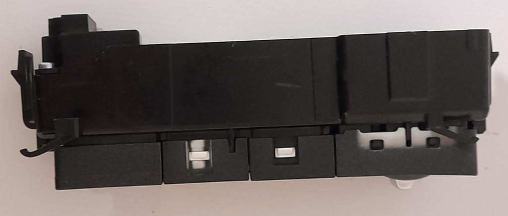 ORIGINAL Mercedes Benz C238 Schalterblock  unteres Bedienfeld rechts A2139057103