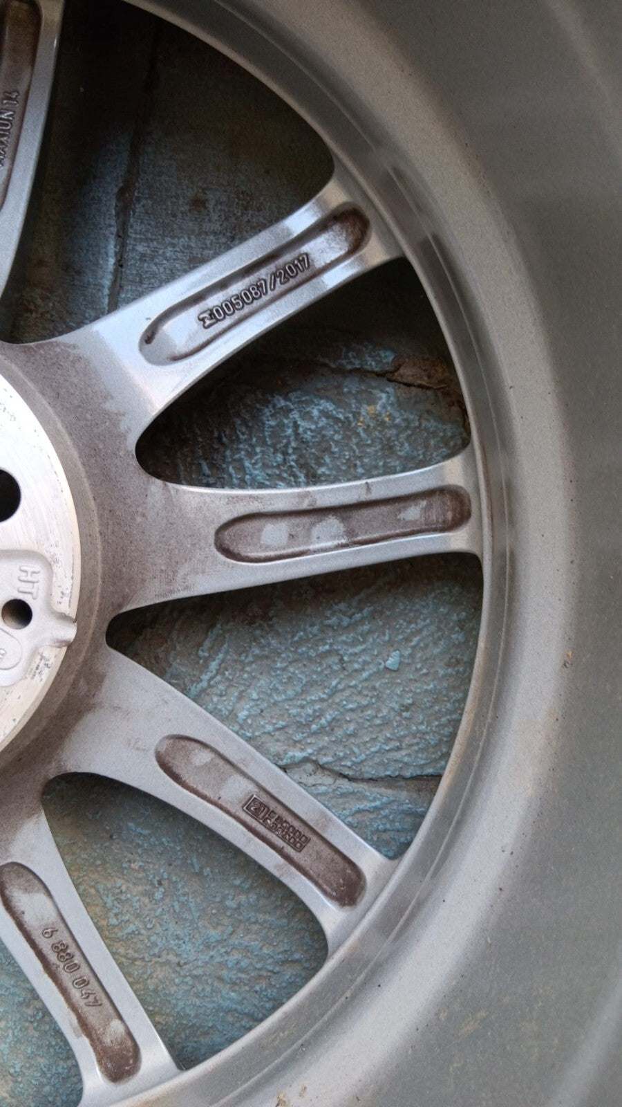 Original BMW X3 G01  X4 G02 Alufelge Sommerräder 18Zoll 618 V-Speiche 6880047