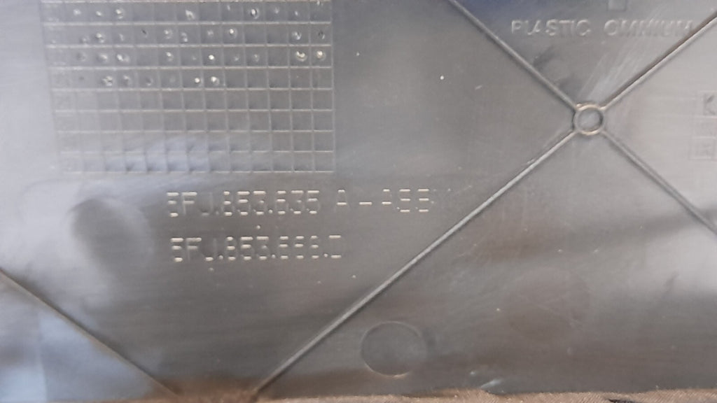 Original Frontstoßstange Stoßstange Vorne SEAT TARRACO LA7W REFLEX SILBER