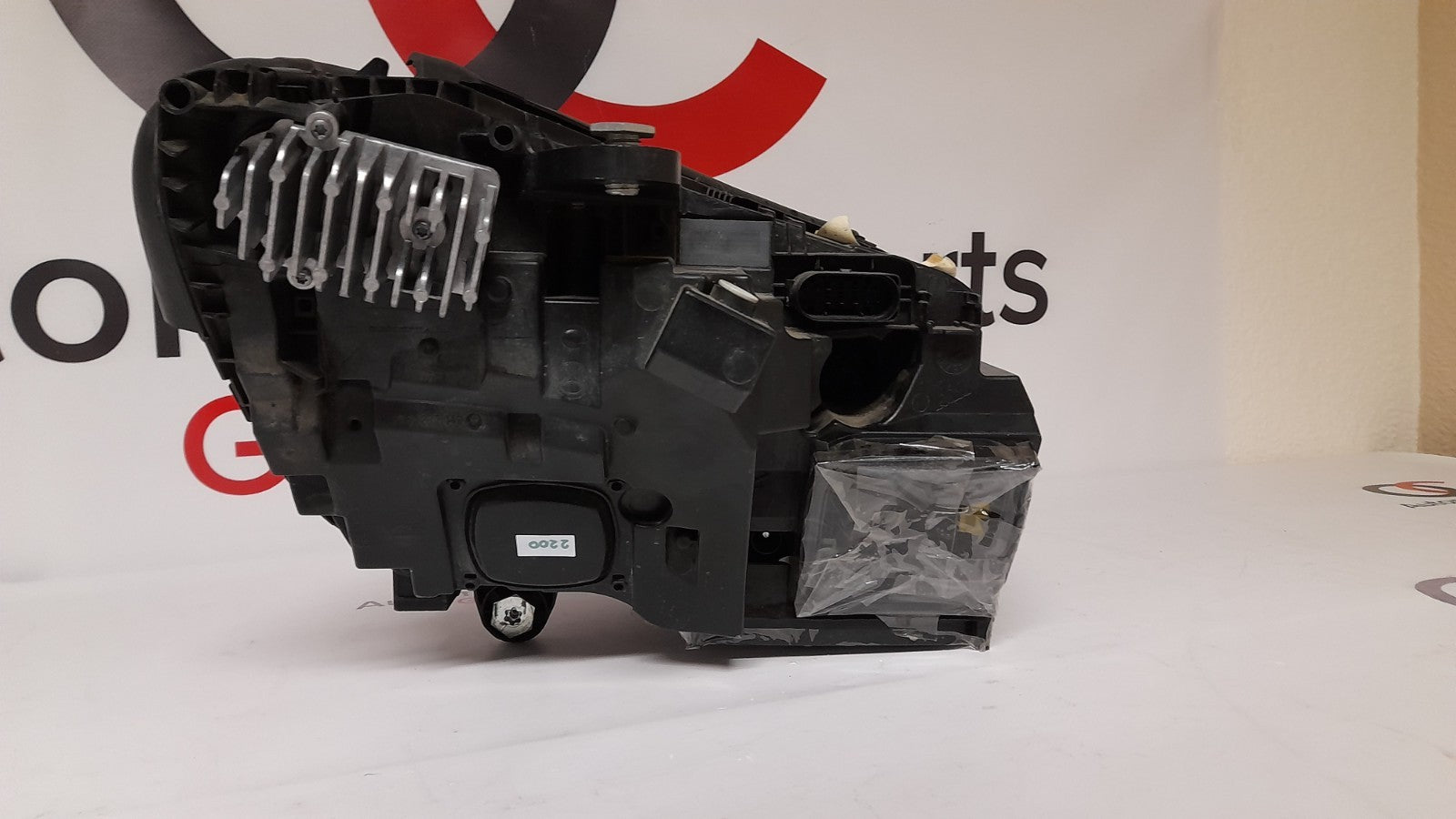 Mercedes-Benz W205 C-Klasse LED Scheinwerfer links A2059069301 mit Steuergerät