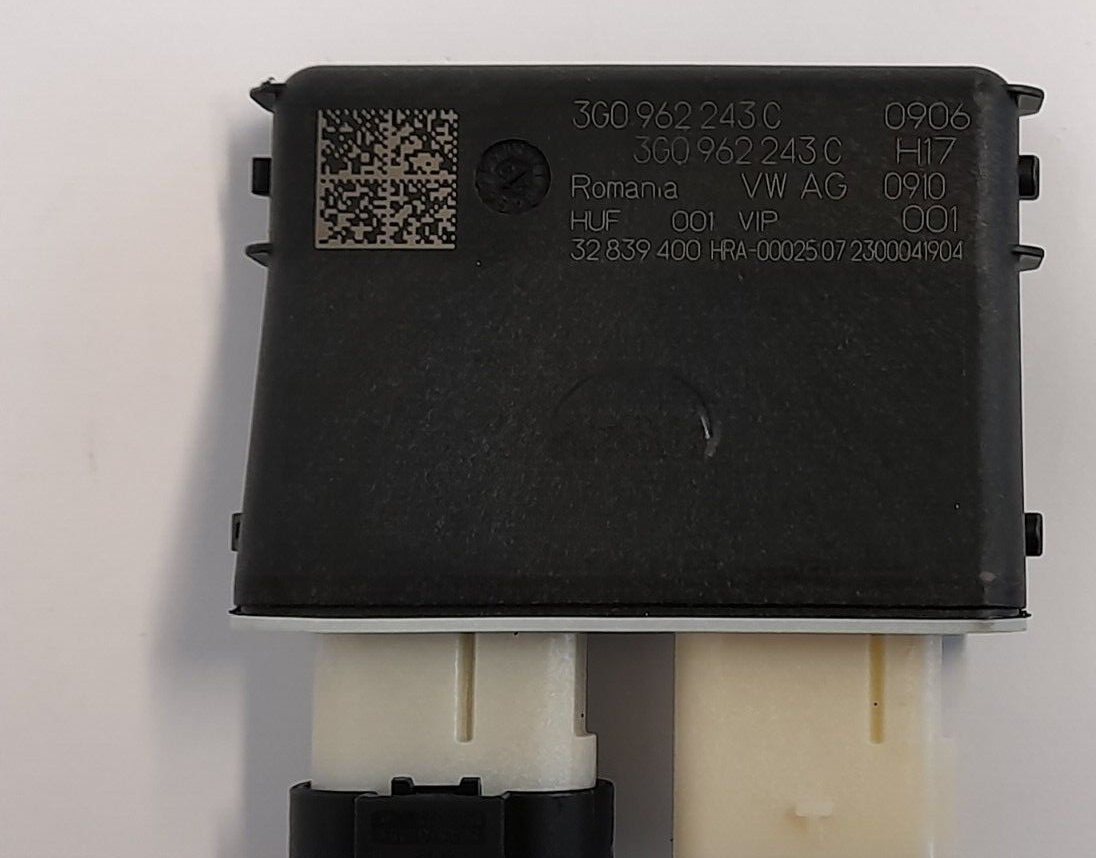 Original VW Tiguan AX1 Easy Open Heckklappenöffner Steuergerät Sensor 5NA962253