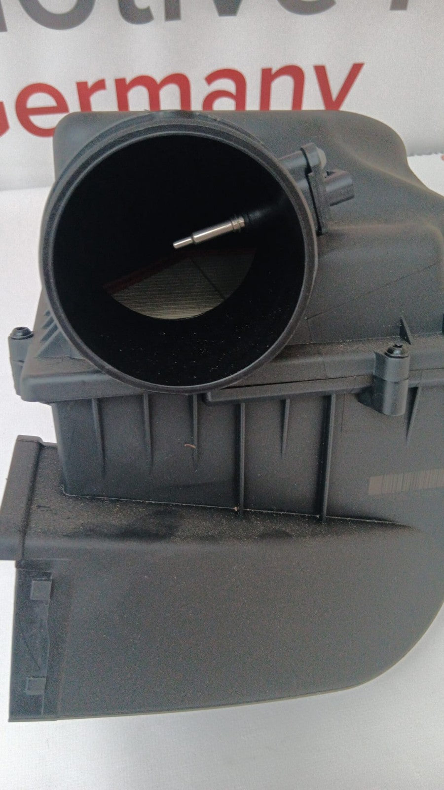 Ansauggeräuschdämpfer mit Luftmassenmesser  BMW G30 G31 G32 G01 G02 G05 8577140