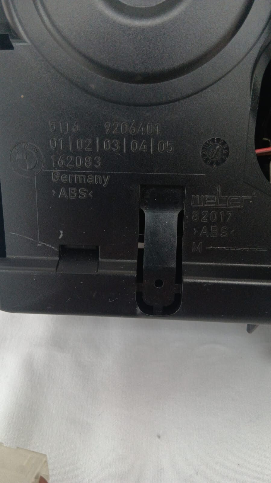 BMW 5er F10 F11 2011 Becherhalter Getränkehalter Cup holder vorne 9206401
