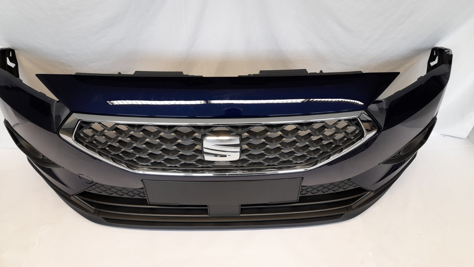 Original Frontstoßstange Stoßstange Vorne SEAT TARRACO C5B Atlantic Blue [419]