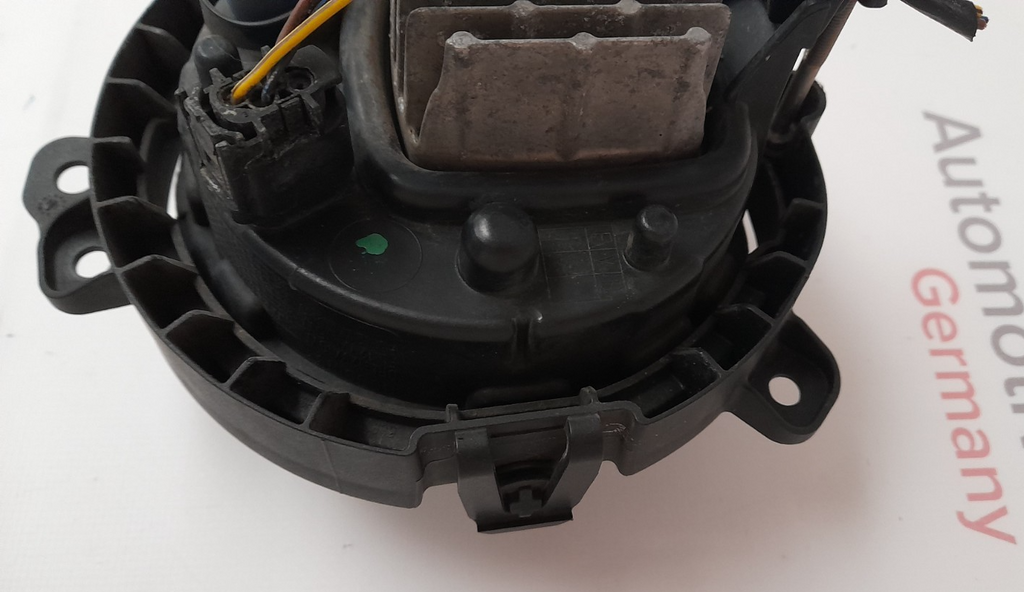 Original Mini F56 Vordere Stoßfänger Nebelscheinwerfer LED  rechts 63117497768