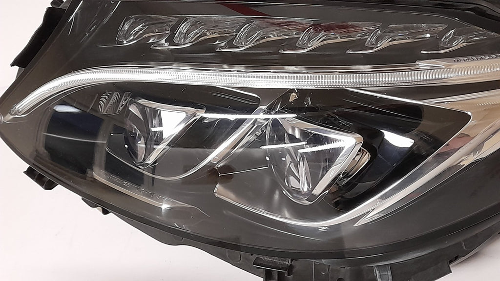 Mercedes-Benz W205 C-Klasse LED Scheinwerfer links A2059069301 mit Steuergerät