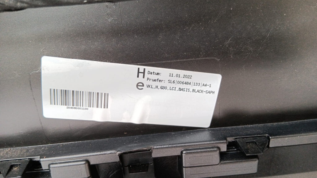 BMW 5er G30 2022 LHD LCI Heckstoßstange Schwarz 51129498613 9498613 rear bumper
