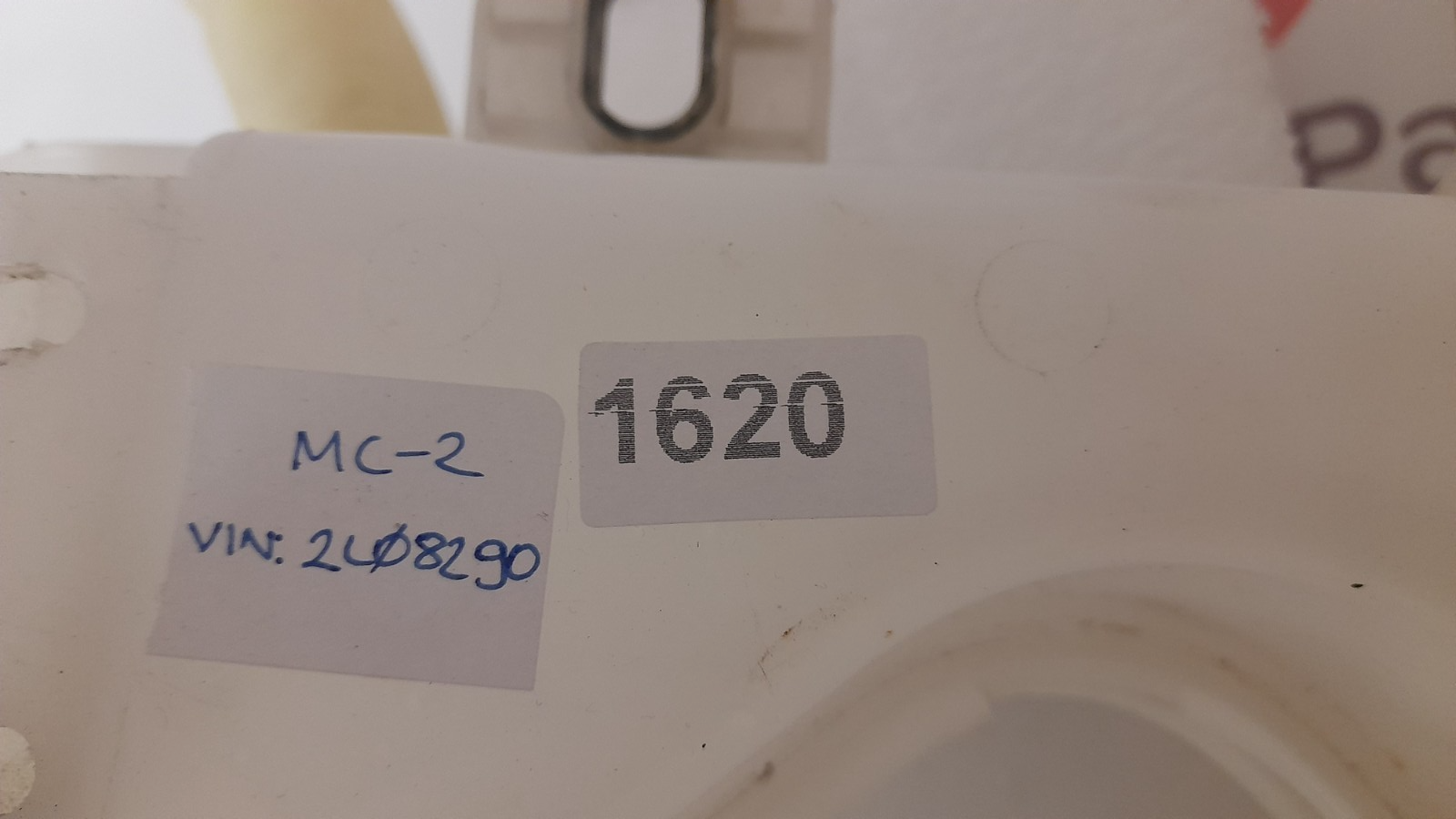 Original BMW F56 BEV COOPER SE  Wischwasserbehälter 8496183 mit  Duowaschpumpe