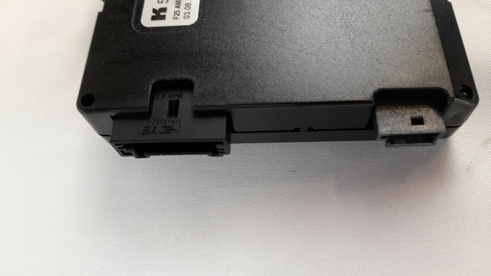 Original BMW X3 F25 Antennenverstärker  Diversity 9276064 868MHZ [95]