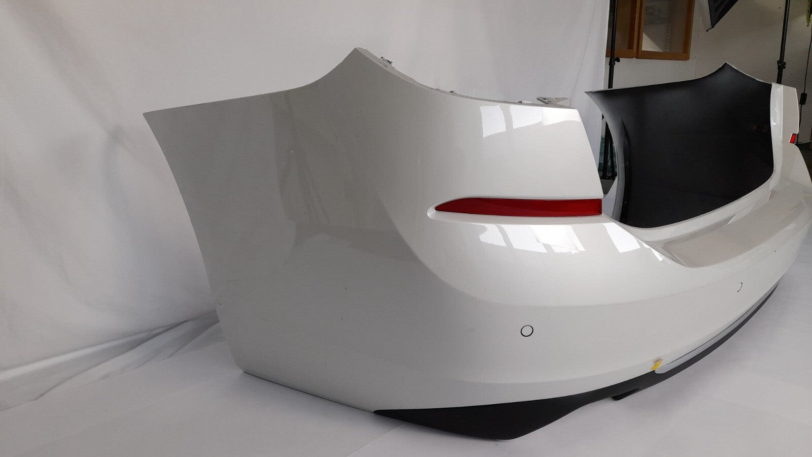 BMW 6er G32 LCI stossfänger hinten Weiss Mineralweiss bumper PDC