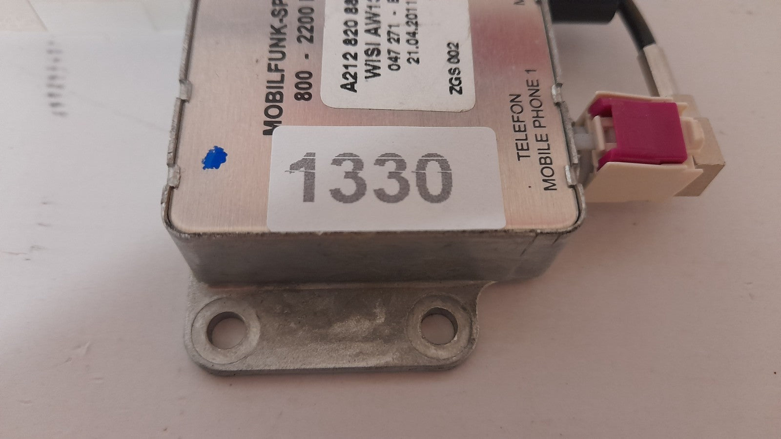 Original MERCEDES E-KLASSE W212 ANTENNENVERSTÄRKER-SPLITTER-MODUL A2128208889