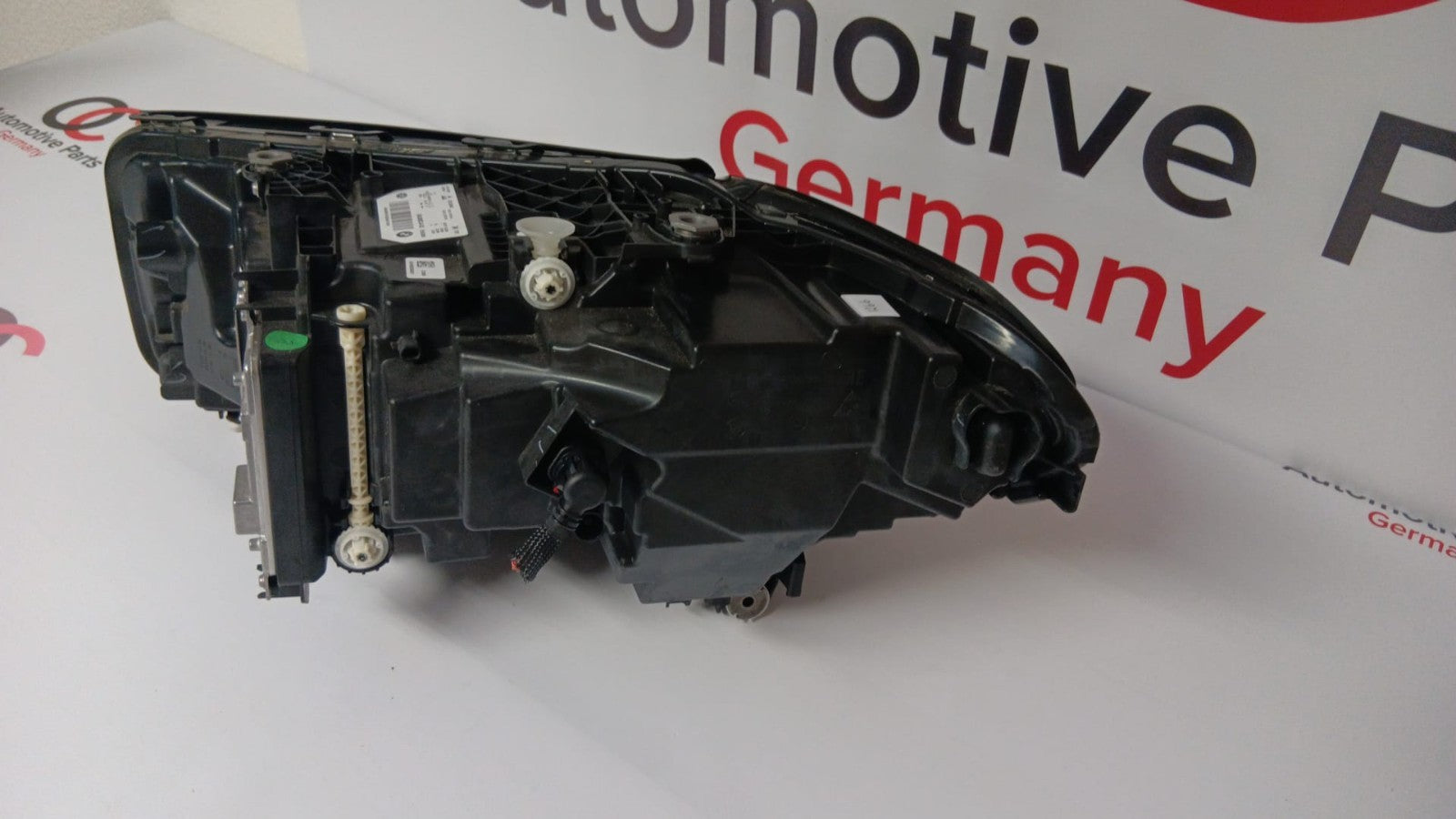 BMW 5er G30 Scheinwerfer LED rechts 63119479260, headlight LED right 9479260