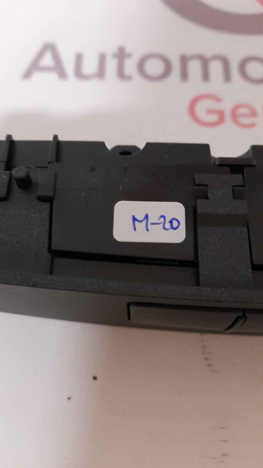 Original MERCEDES-BENZ W204 BEDIENFELD A2048705358 SCHALTERBLOCK SWITCH BLOCK