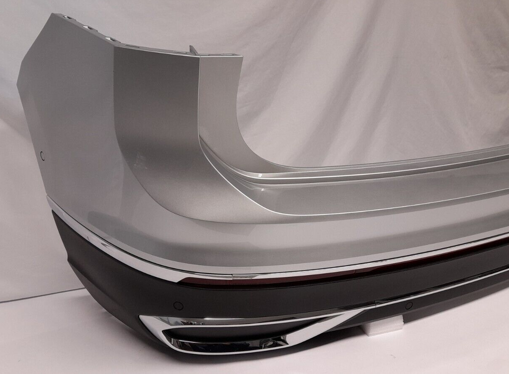 Original VW Tiguan AX1 Facelift Stoßstange Stoßfänger hinten Reflexsilber 6x PDC